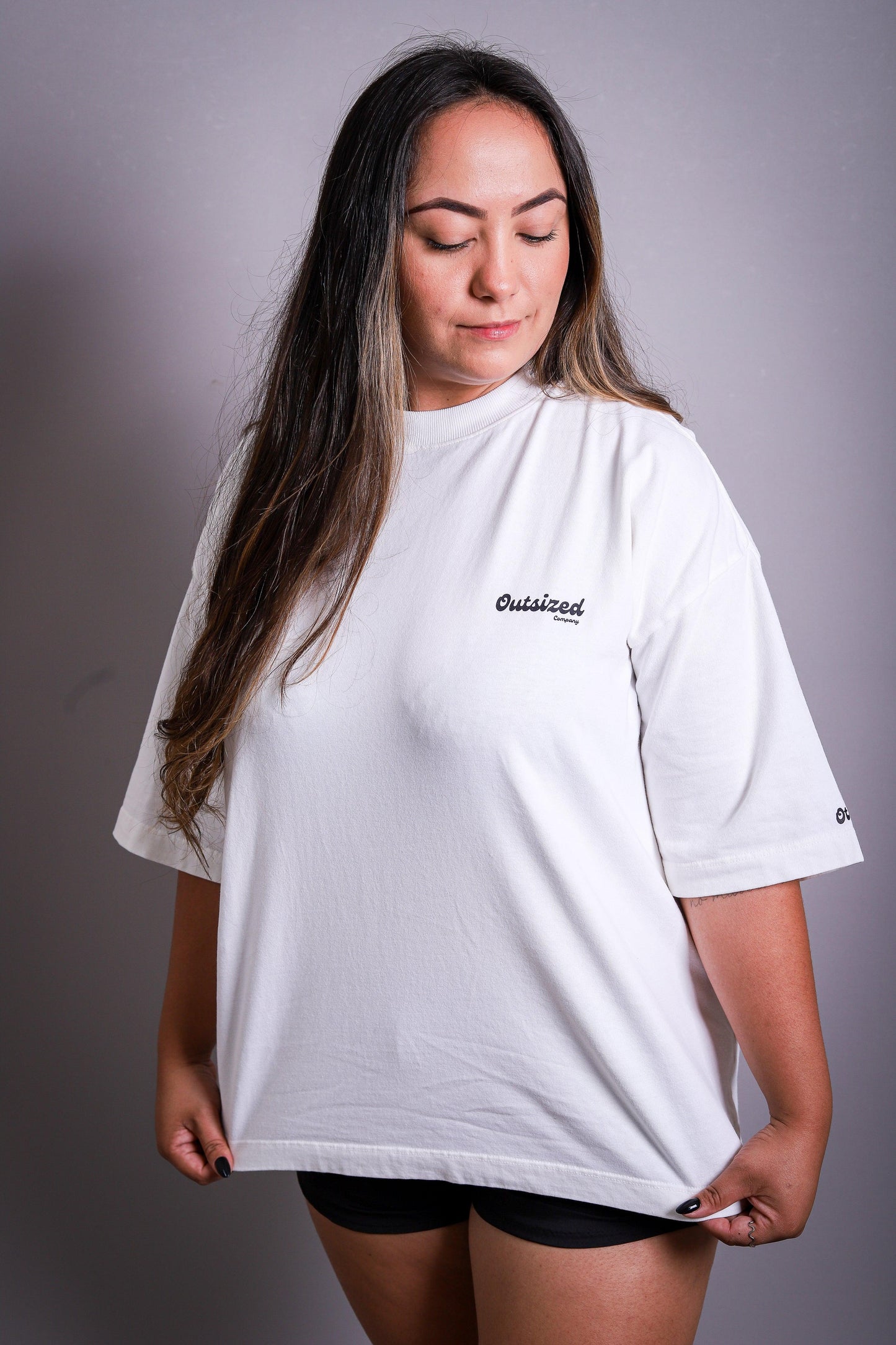 Camiseta Oversized Think Outside I